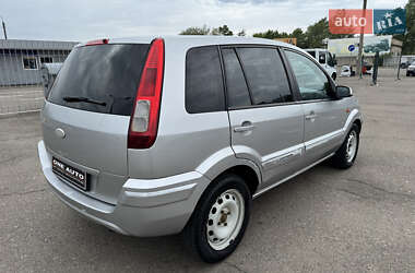 Хэтчбек Ford Fusion 2011 в 