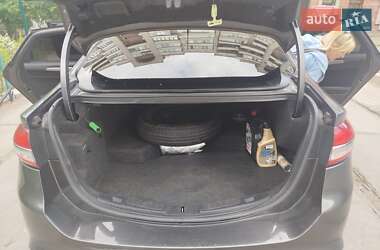 Седан Ford Fusion 2016 в 