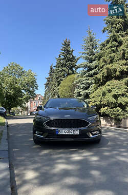 Седан Ford Fusion 2016 в 