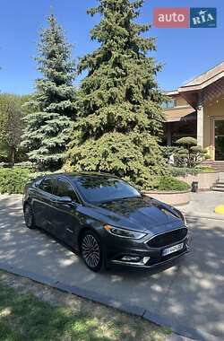 Седан Ford Fusion 2016 в Полтаві
