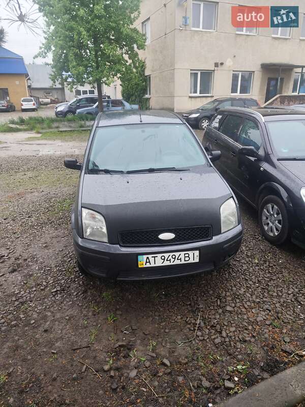 Хетчбек Ford Fusion 2004 в Івано-Франківську