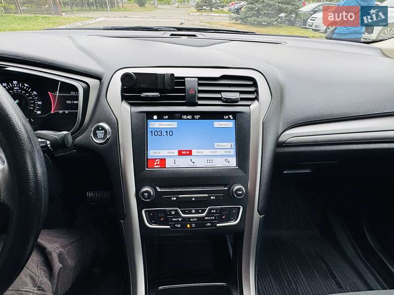 Седан Ford Fusion 2017 в Києві