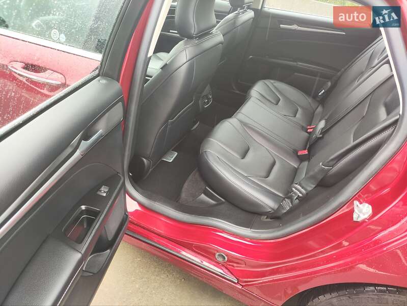 Седан Ford Fusion 2018 в Киеве