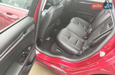 Седан Ford Fusion 2018 в 