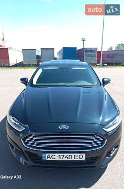 Седан Ford Fusion 2014 в 