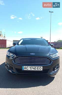 Седан Ford Fusion 2014 в 