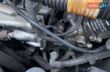 Седан Ford Fusion 2013 в 