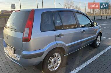 Хэтчбек Ford Fusion 2007 в 