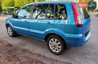 Хетчбек Ford Fusion 2010 в 