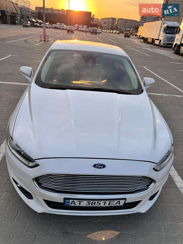 Седан Ford Fusion 2013 в Івано-Франківську