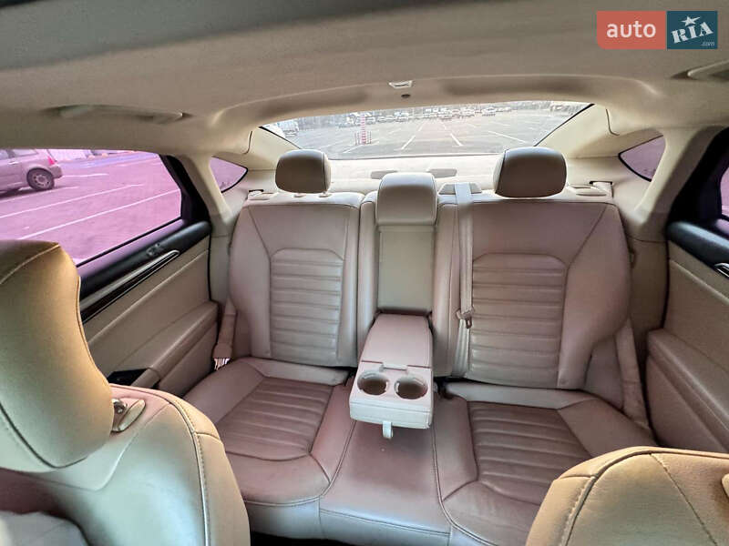 Седан Ford Fusion 2013 в Івано-Франківську