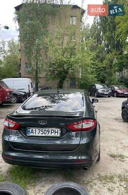 Седан Ford Fusion 2014 в 