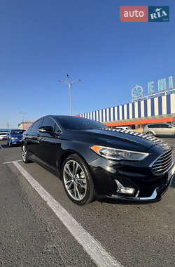 Седан Ford Fusion 2020 в Одесі