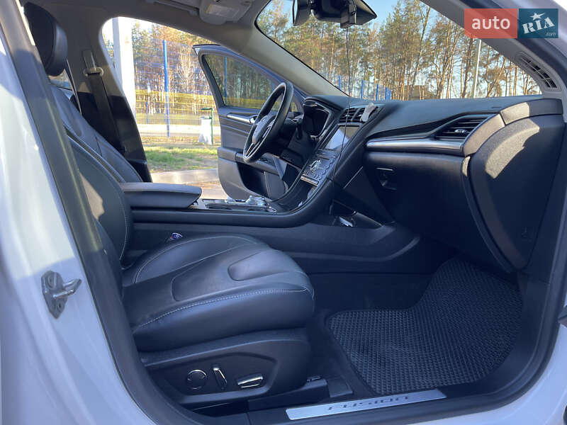 Седан Ford Fusion 2019 в Харькове