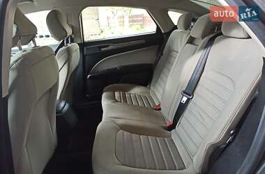 Седан Ford Fusion 2020 в Бродах