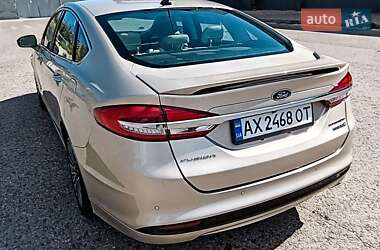 Седан Ford Fusion 2018 в 