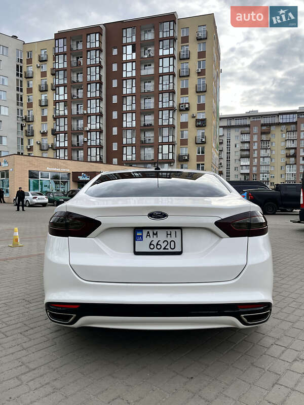 Седан Ford Fusion 2014 в Житомире