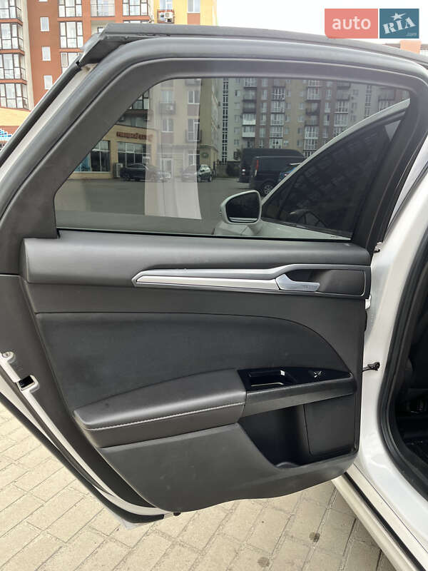Седан Ford Fusion 2014 в Житомире