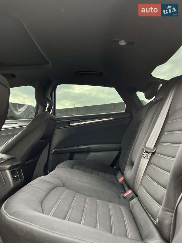 Седан Ford Fusion 2014 в Житомире