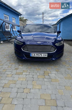 Седан Ford Fusion 2015 в Черкассах