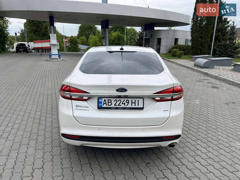 Седан Ford Fusion 2016 в Виннице
