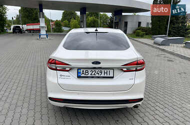 Седан Ford Fusion 2016 в 