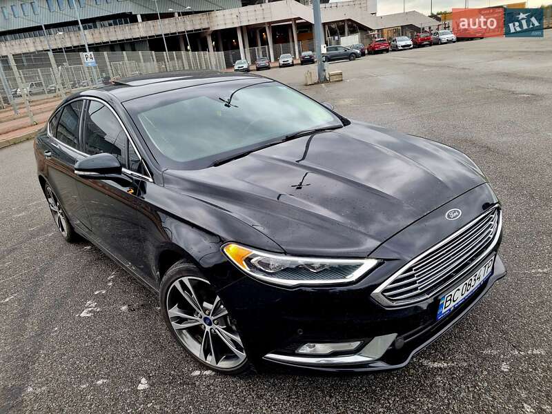 Седан Ford Fusion 2017 в Львові