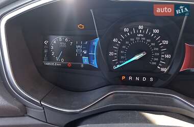 Седан Ford Fusion 2013 в 