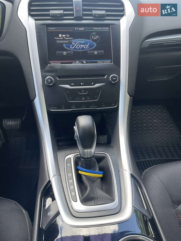Седан Ford Fusion 2015 в Киеве фото 9 Седан Ford Fusion 2015 в Киеве