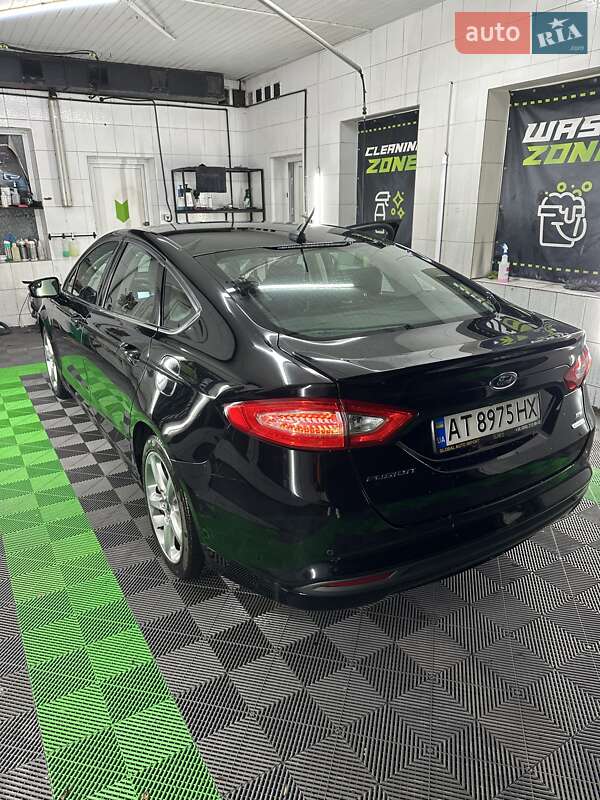 Седан Ford Fusion 2015 в Ивано-Франковске