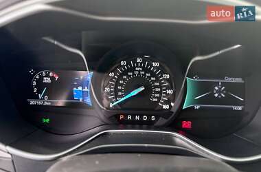 Седан Ford Fusion 2015 в 