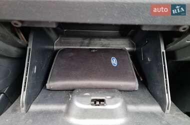 Хэтчбек Ford Fusion 2006 в 