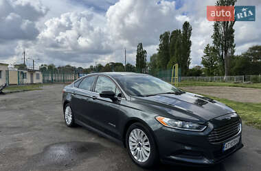 Седан Ford Fusion 2014 в 