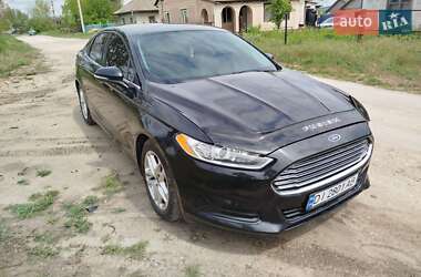 Седан Ford Fusion 2013 в 