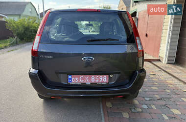 Хэтчбек Ford Fusion 2008 в 