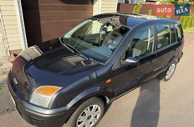 Хэтчбек Ford Fusion 2008 в 