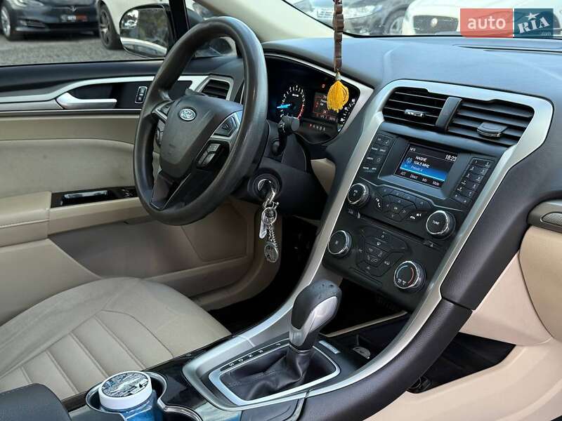 Седан Ford Fusion 2014 в Харькове