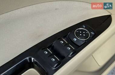 Седан Ford Fusion 2014 в 