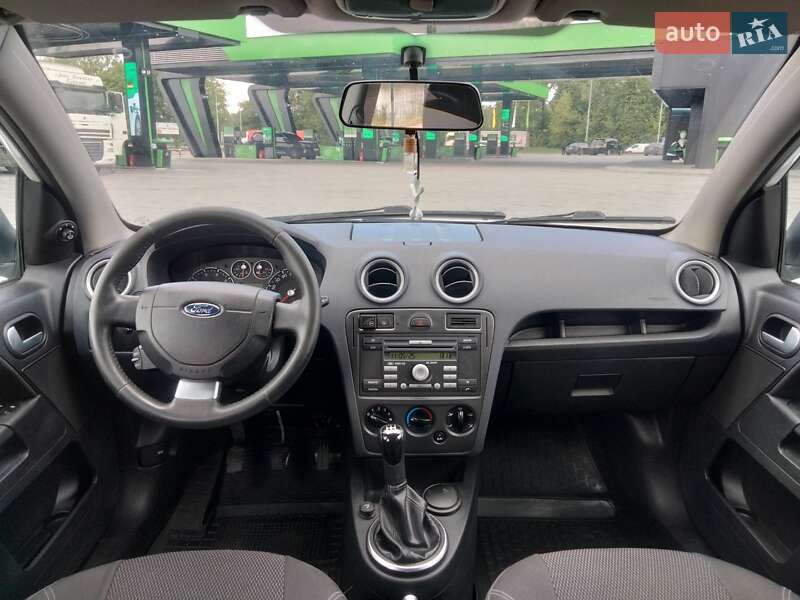 Хэтчбек Ford Fusion 2010 в Виннице фото 25 Хэтчбек Ford Fusion 2010 в Виннице