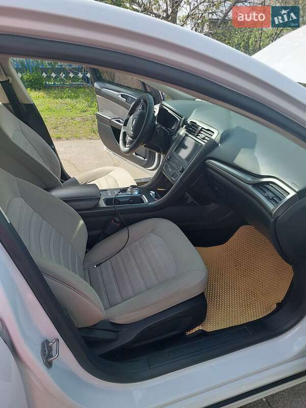 Седан Ford Fusion 2019 в Києві
