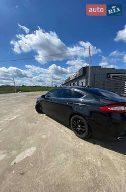 Седан Ford Fusion 2014 в 