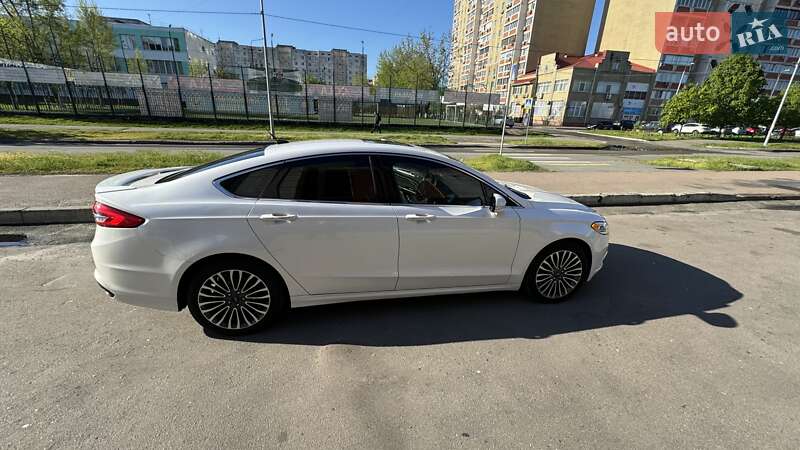 Седан Ford Fusion 2016 в Києві