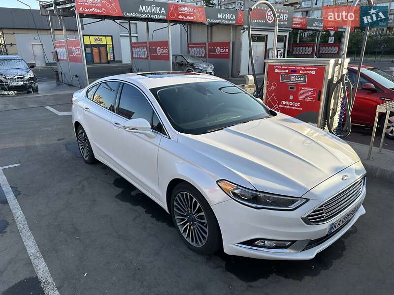 Седан Ford Fusion 2016 в Києві