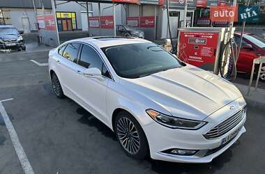 Седан Ford Fusion 2016 в 