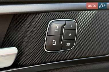 Седан Ford Fusion 2019 в 