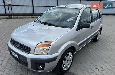Хэтчбек Ford Fusion 2007 в 