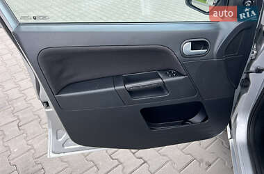 Хэтчбек Ford Fusion 2007 в 