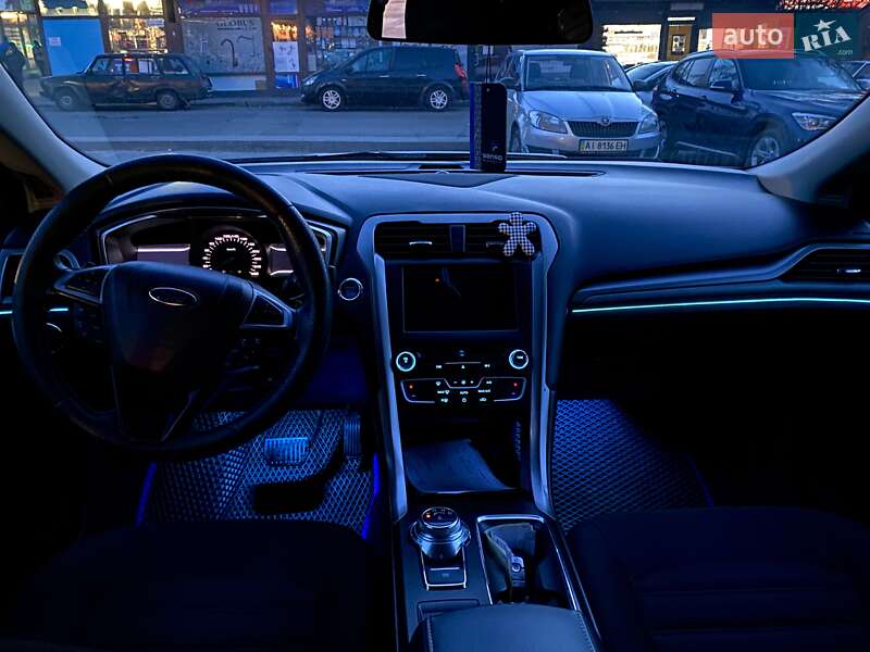 Седан Ford Fusion 2017 в Киеве