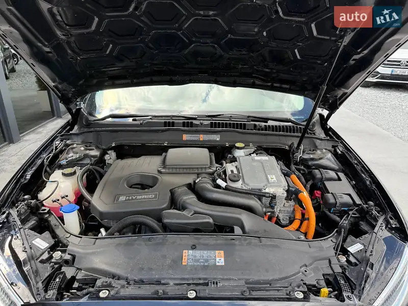 Седан Ford Fusion 2020 в 