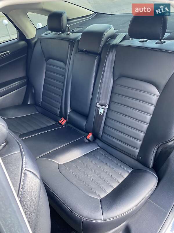 Седан Ford Fusion 2017 в Днепре